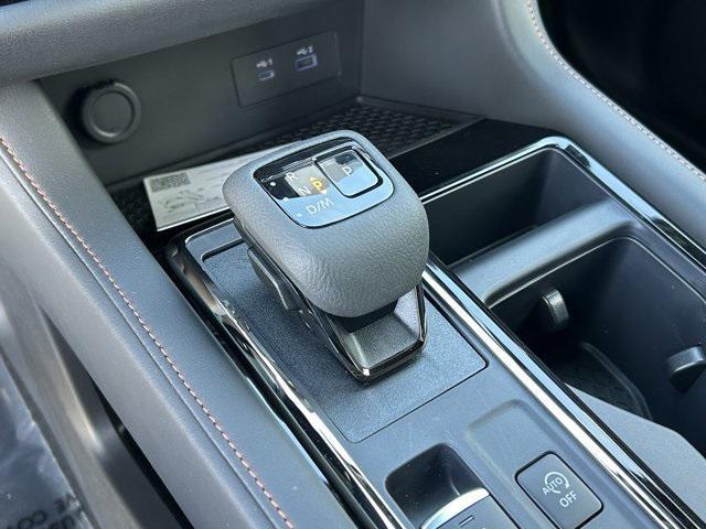 new 2025 Nissan Pathfinder car, priced at $44,001