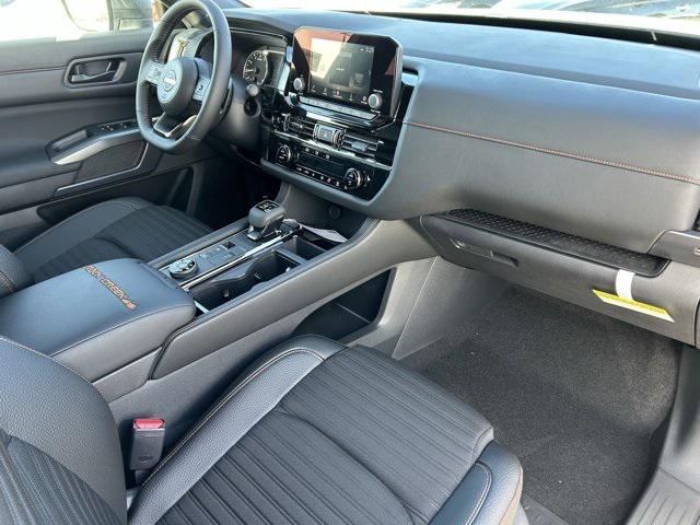 new 2025 Nissan Pathfinder car, priced at $44,001