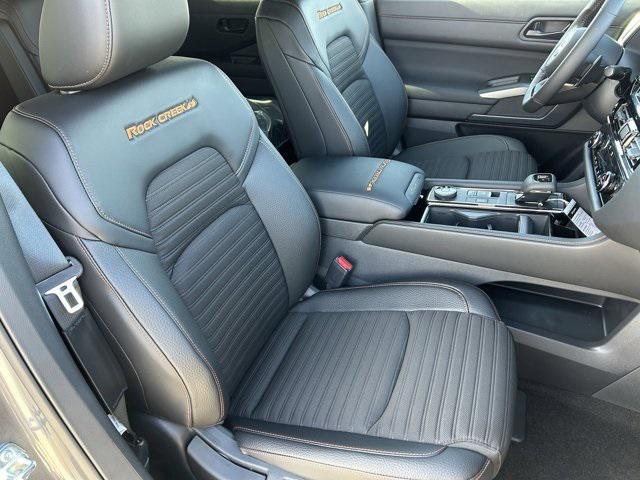 new 2025 Nissan Pathfinder car, priced at $44,001