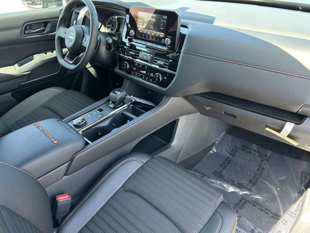 new 2025 Nissan Pathfinder car, priced at $43,529