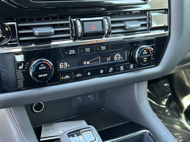 new 2025 Nissan Pathfinder car, priced at $43,883