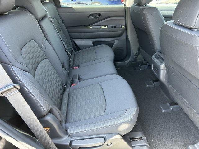 new 2025 Nissan Pathfinder car, priced at $38,184