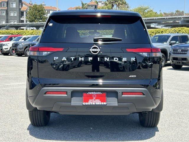 new 2025 Nissan Pathfinder car, priced at $38,184