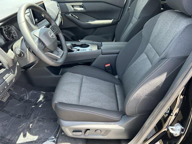 new 2025 Nissan Rogue car, priced at $30,265