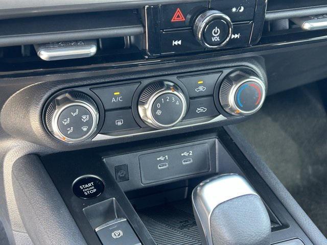 new 2025 Nissan Kicks car, priced at $24,883