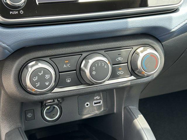 new 2025 Nissan Versa car, priced at $22,062