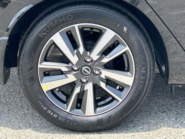 new 2025 Nissan Versa car, priced at $22,062