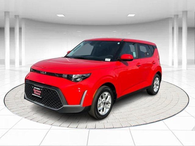 used 2024 Kia Soul car, priced at $19,998