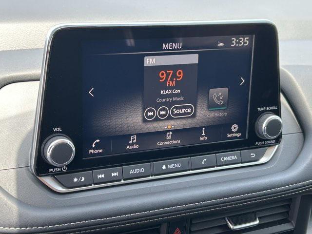 new 2025 Nissan Rogue car, priced at $30,265
