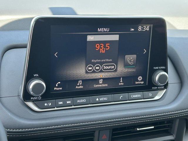 new 2025 Nissan Rogue car, priced at $30,669