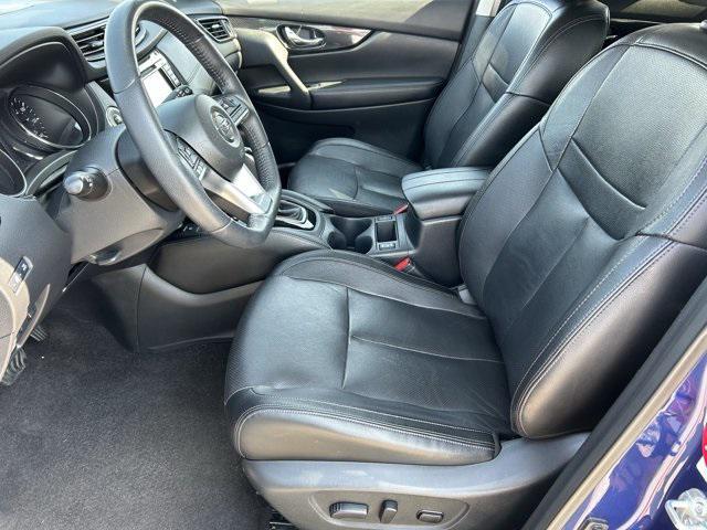used 2019 Nissan Rogue car, priced at $19,995
