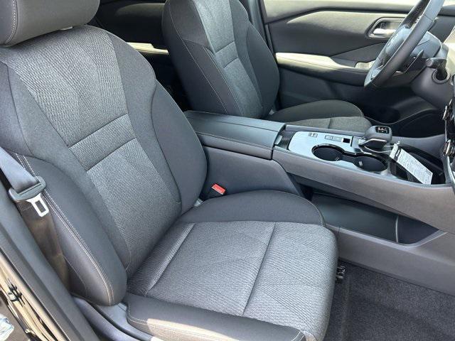 new 2025 Nissan Rogue car, priced at $30,265