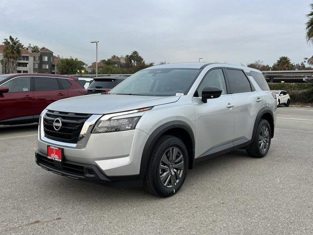 new 2025 Nissan Pathfinder car, priced at $41,010