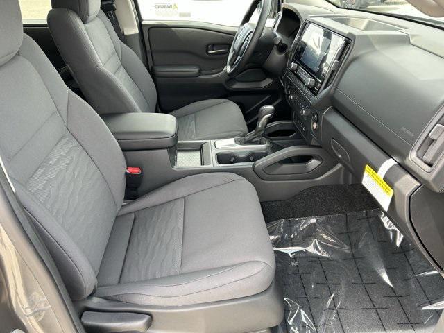 new 2025 Nissan Frontier car