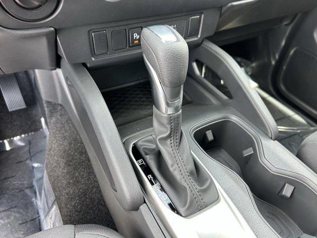 new 2025 Nissan Frontier car