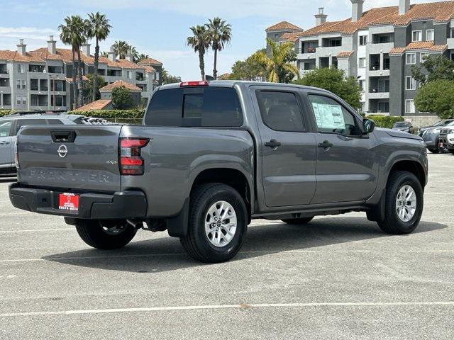 new 2025 Nissan Frontier car