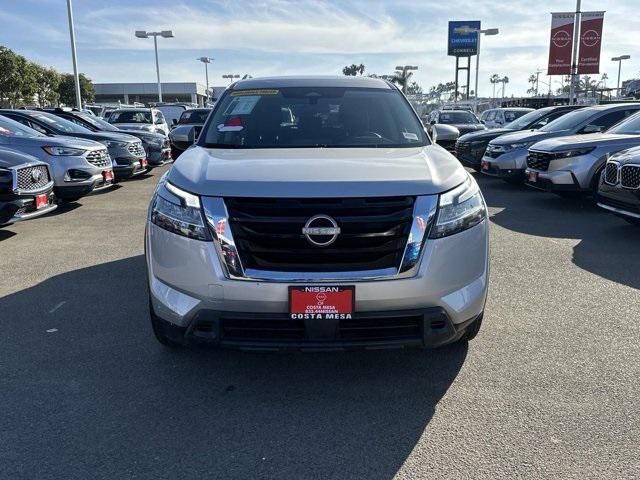 used 2022 Nissan Pathfinder car, priced at $25,498