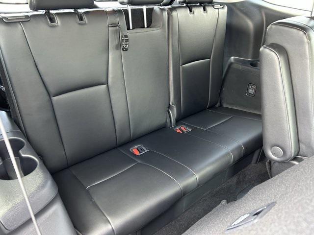 used 2023 Toyota Highlander car, priced at $34,530