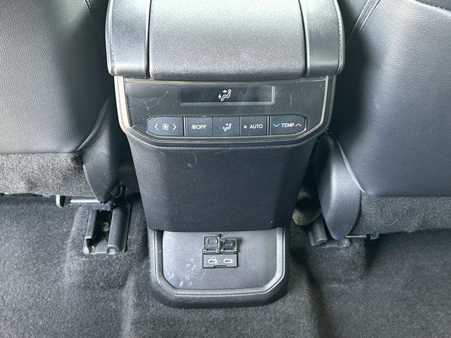 used 2023 Toyota Highlander car, priced at $38,327