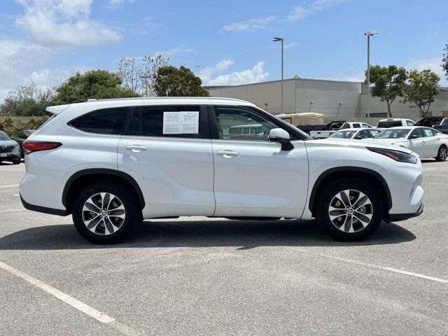 used 2023 Toyota Highlander car, priced at $34,530