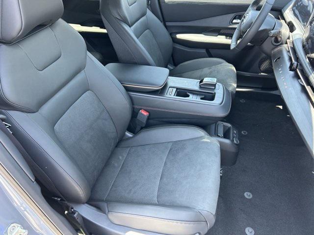new 2025 Nissan ARIYA car, priced at $38,698