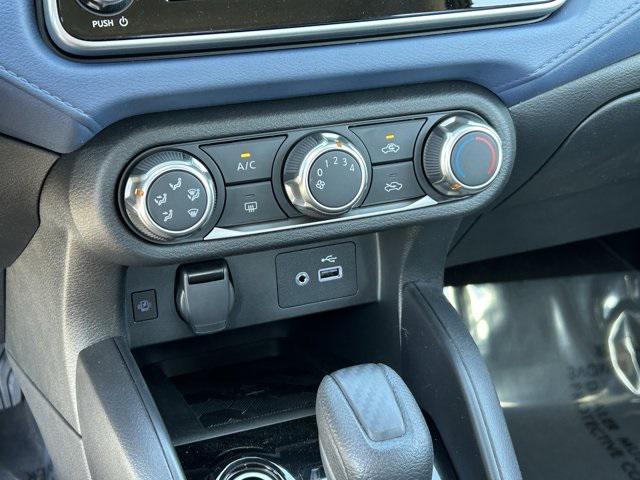 new 2025 Nissan Versa car