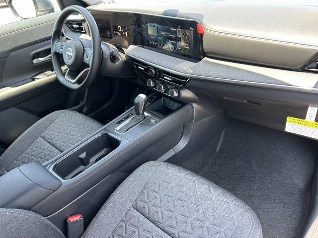 new 2025 Nissan Kicks car, priced at $24,538