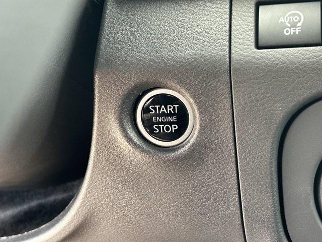 new 2025 Nissan Frontier car, priced at $40,005