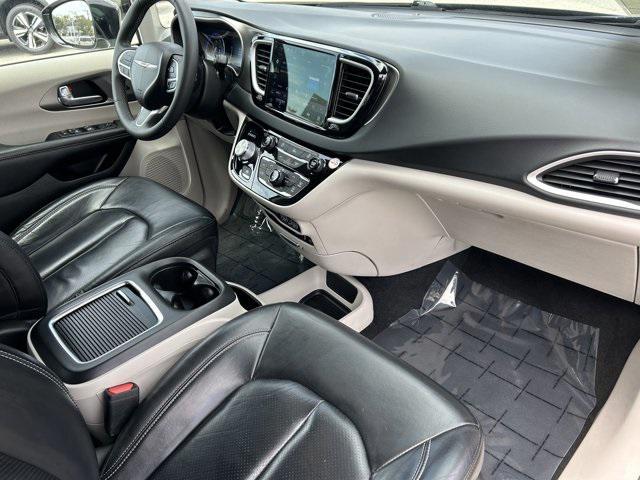 used 2022 Chrysler Pacifica car, priced at $21,986