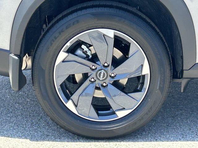 new 2025 Nissan Rogue car, priced at $30,653