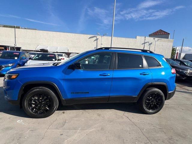 used 2023 Jeep Cherokee car, priced at $25,699