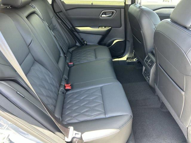 new 2025 Nissan Rogue car, priced at $40,967