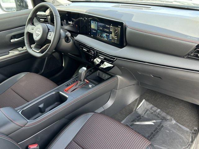 new 2025 Nissan Kicks car, priced at $27,547