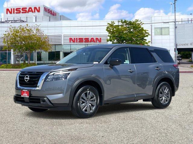 new 2025 Nissan Pathfinder car, priced at $35,810