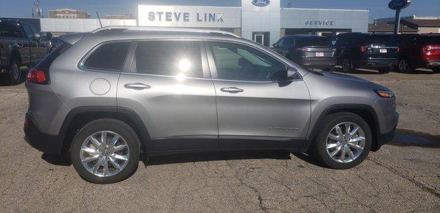 used 2017 Jeep Cherokee car, priced at $18,397