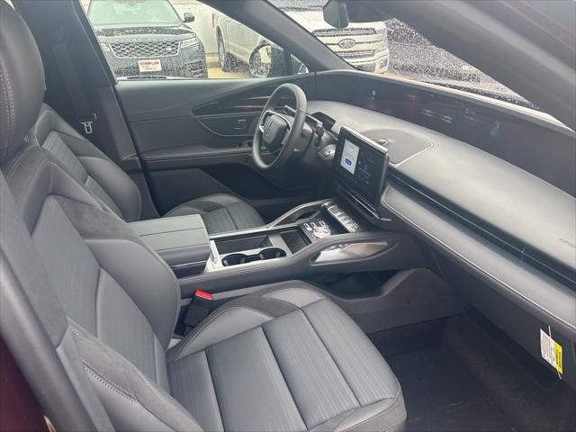 new 2025 Lincoln Nautilus car, priced at $68,455
