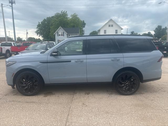 new 2025 Lincoln Navigator car, priced at $106,685