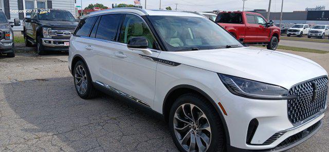 new 2025 Lincoln Aviator car, priced at $70,125