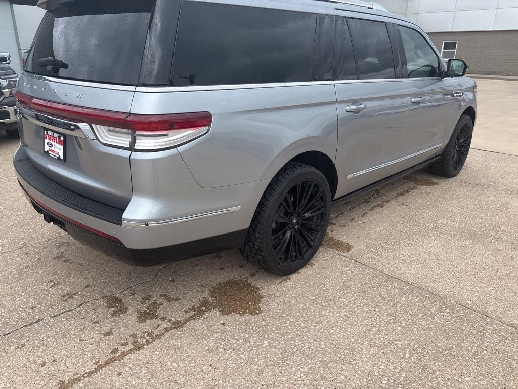 used 2022 Lincoln Navigator car, priced at $63,135