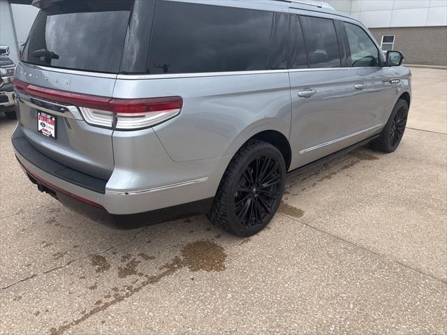 used 2022 Lincoln Navigator car, priced at $63,135