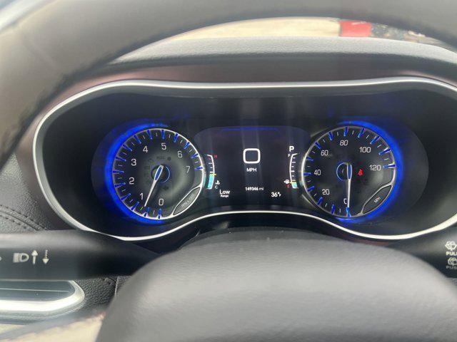 used 2017 Chrysler Pacifica car