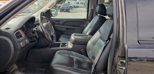 used 2013 Chevrolet Suburban car, priced at $5,987