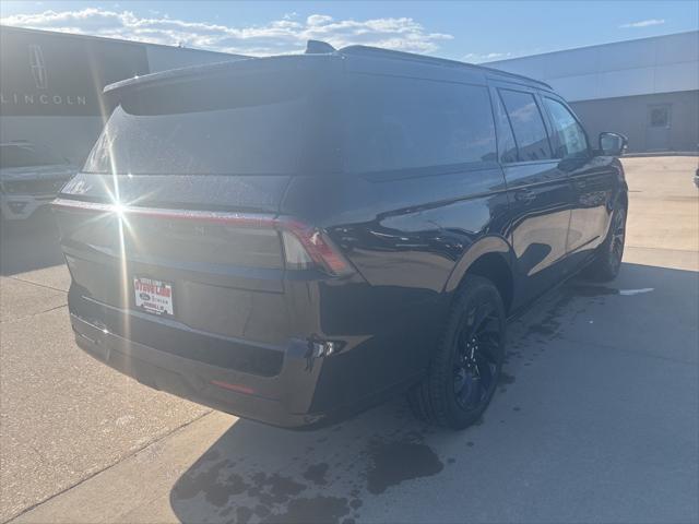 new 2025 Lincoln Navigator car, priced at $109,015