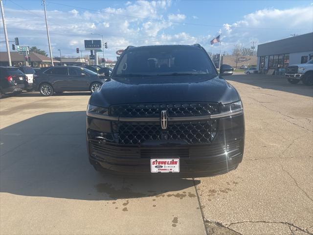 new 2025 Lincoln Navigator car, priced at $109,015