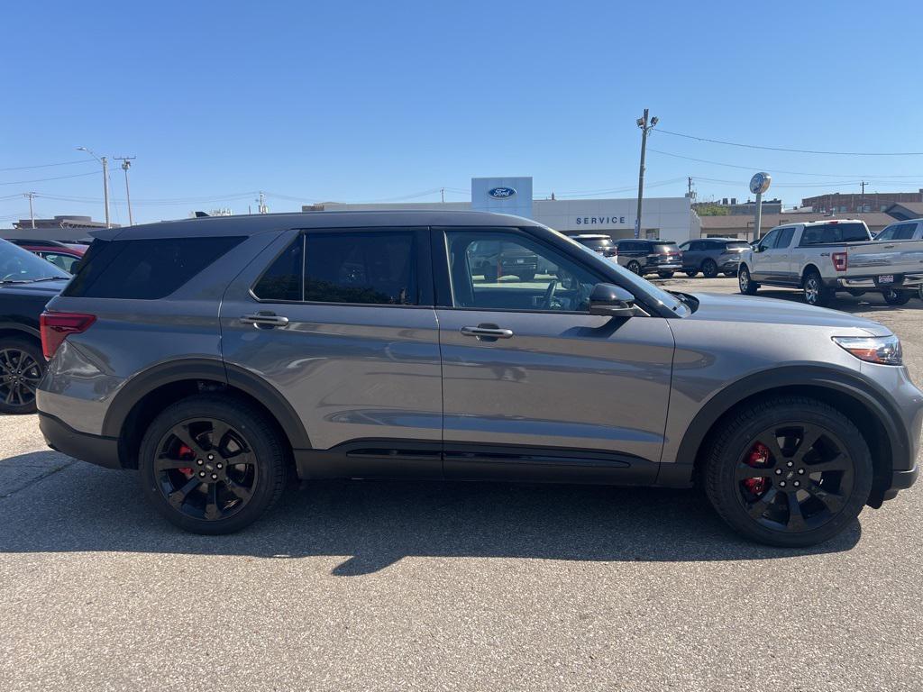 used 2021 Ford Explorer car, priced at $36,394
