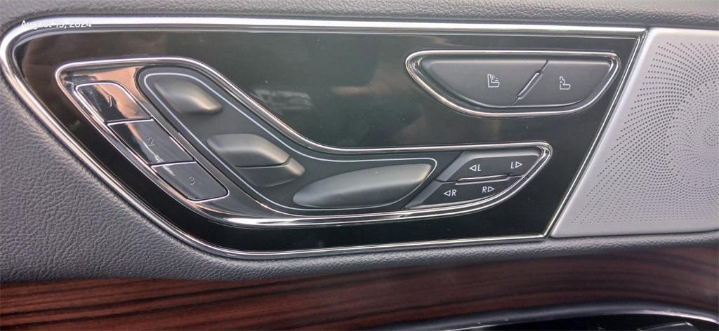 new 2024 Lincoln Navigator car, priced at $99,465