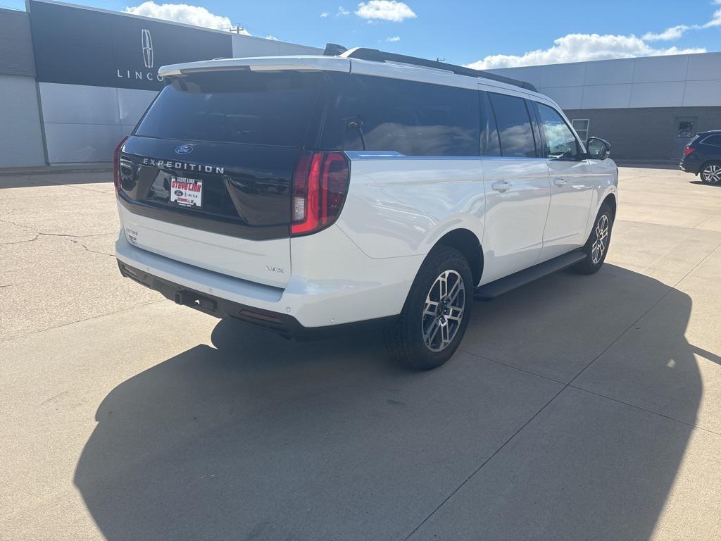 new 2025 Ford Expedition Max car, priced at $75,995