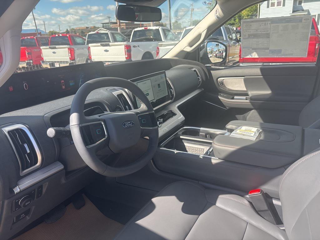 new 2025 Ford Expedition Max car, priced at $75,995