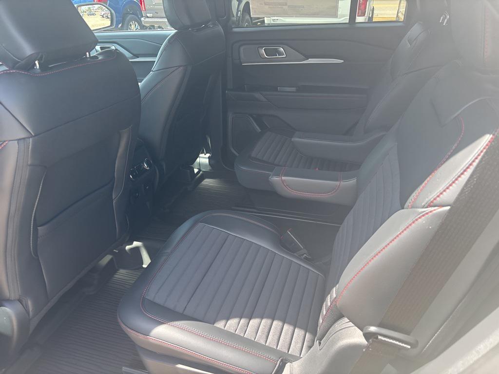 new 2025 Ford Explorer car, priced at $49,585