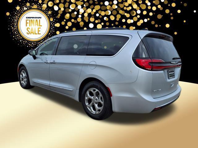 used 2023 Chrysler Pacifica car, priced at $37,091